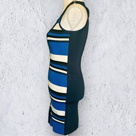Karen Millen Blue Colorblock Striped Knit Bandage Style Bodycon Dress Size 1 XS - Picture 16 of 16